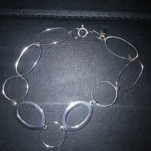 Jewelry - Picture 3 of 3